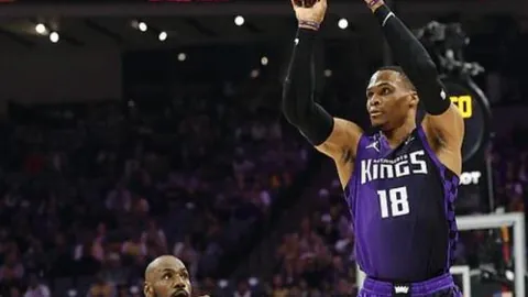 亚冬会自由式滑雪空中技巧女子双人同步赛中国队喜获金银牌